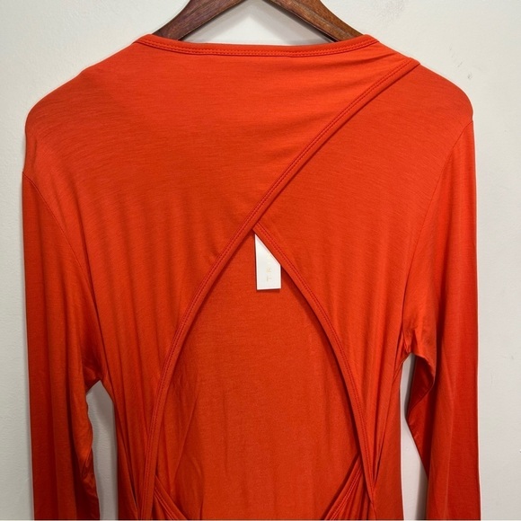 Trina Turk Kaylee Backless Long Sleeve Dress - Picture 6 of 9